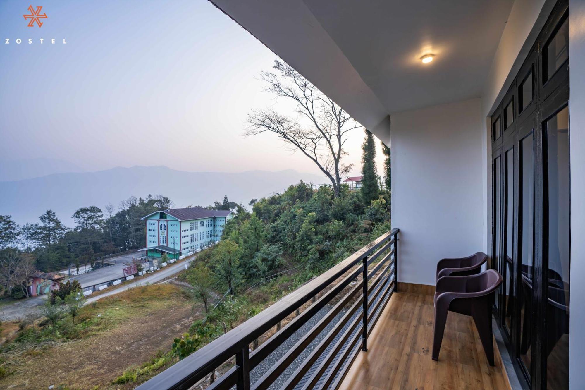 Hostel Zostel Rinchenpong Exteriér fotografie