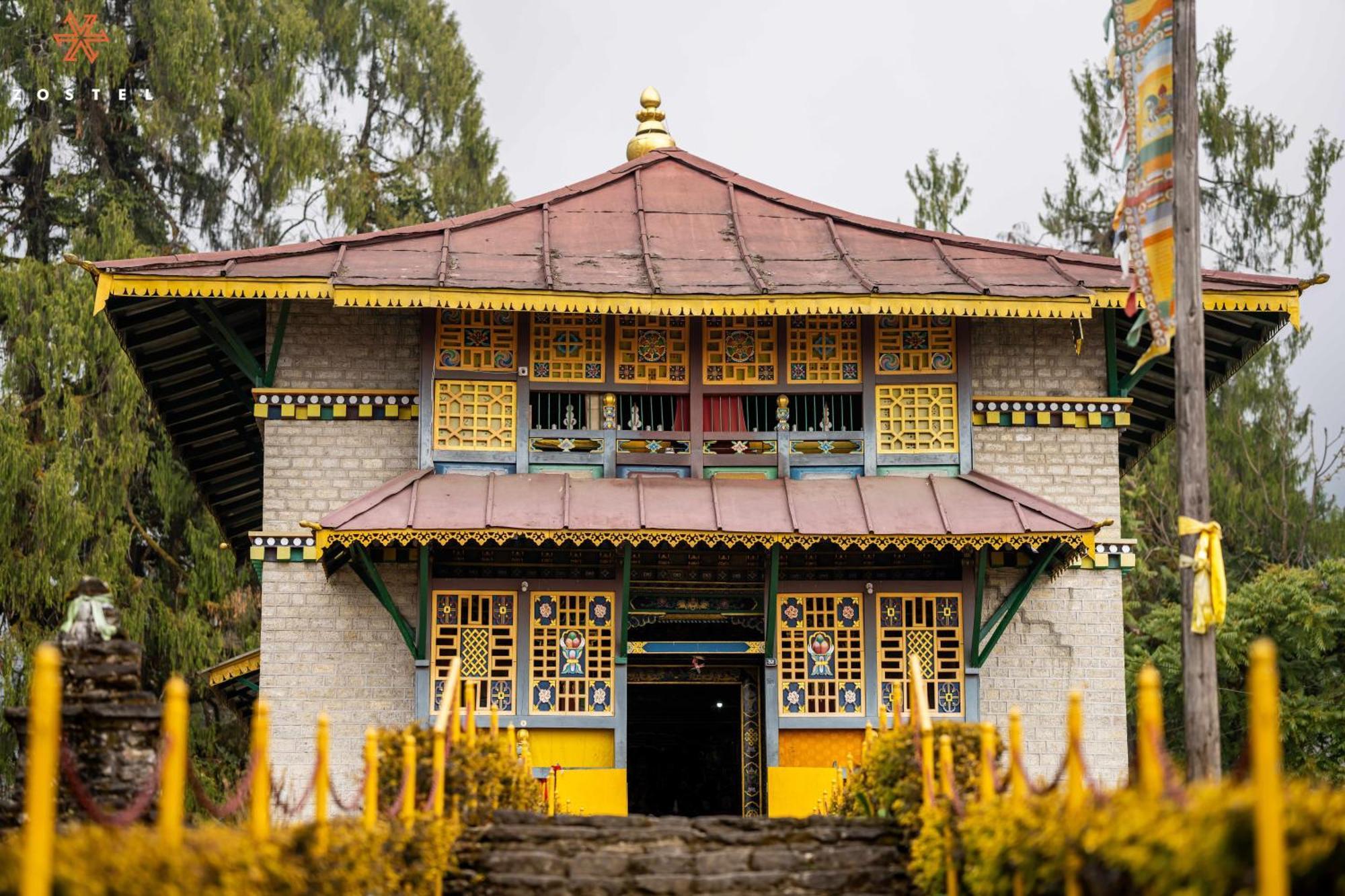 Hostel Zostel Rinchenpong Exteriér fotografie