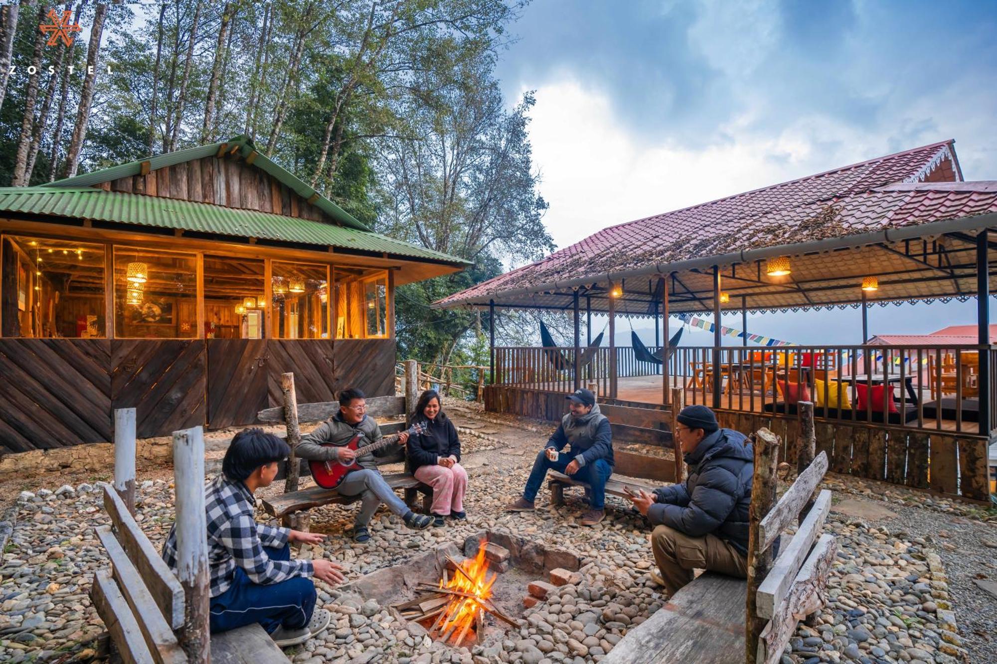 Hostel Zostel Rinchenpong Exteriér fotografie